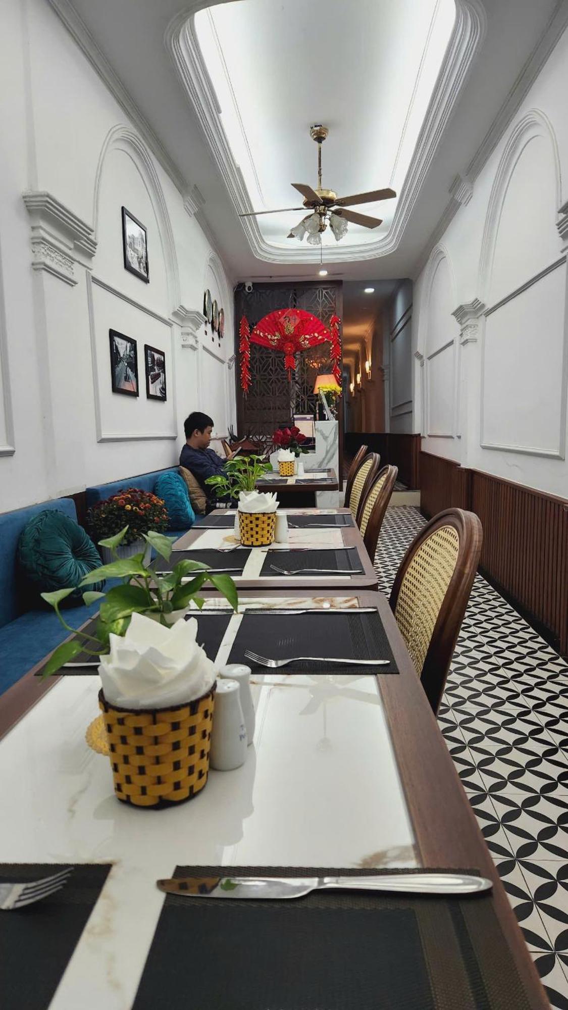 The Ambery Hanoi Boutique Hotel & Travel Exterior photo